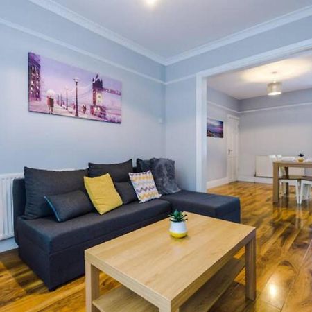 Anfield House 2 Bedroom 2 Mins From Anfield Stadium Sleeps 7 利物浦 外观 照片