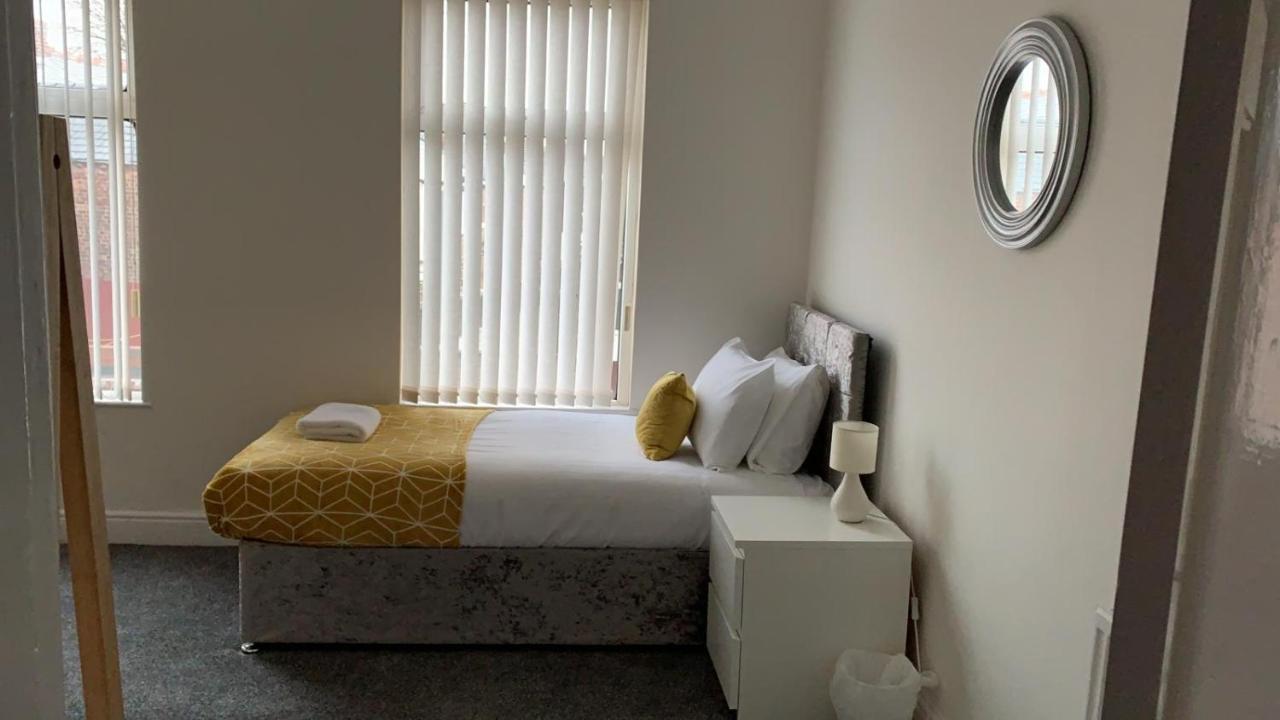 Anfield House 2 Bedroom 2 Mins From Anfield Stadium Sleeps 7 利物浦 外观 照片